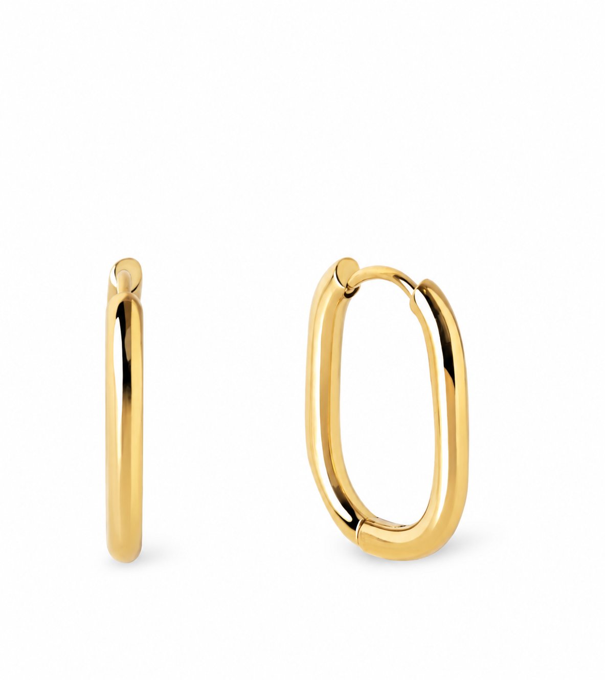 Pendientes Square dorados sobre fondo blanco