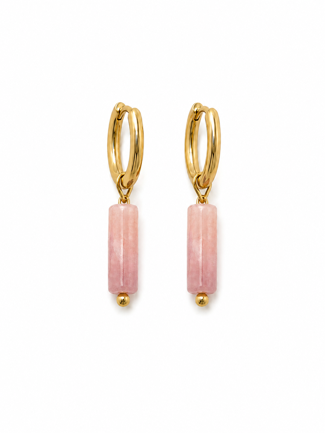 Pendientes de aro de 9 mm con cuarzo rosa natural y baño de oro de 18 quilates.