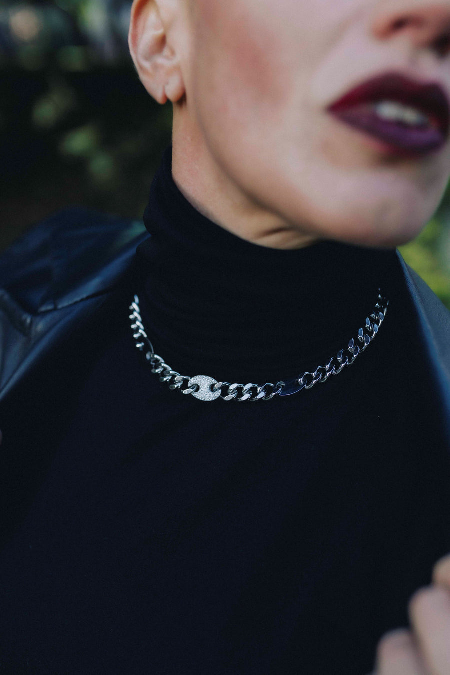 Collar Ironclad de ALMADIVERSA, detalle de la joya