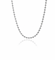 Collar Orbit plateado de bolitas sobre fondo blanco sin bordes laterales