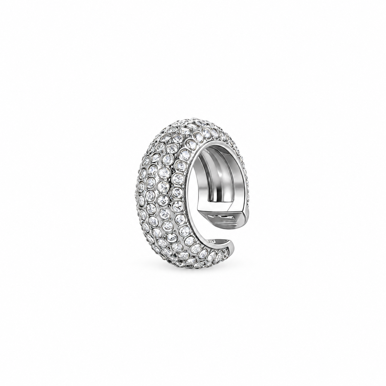 Earcuff Glint plateado con circonitas sobre fondo blanco