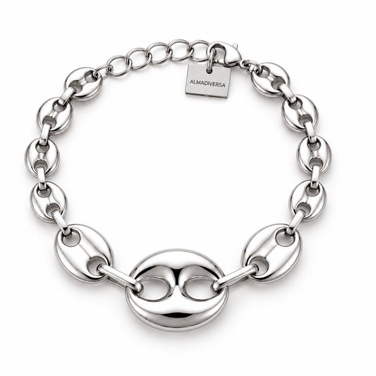 Pulsera Ocean Link plateada completa sobre fondo blanco